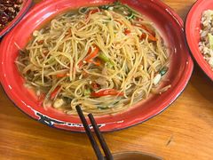 -先启半步颠小酒馆(虹桥龙湖天街店)