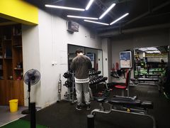 -CXFIT 陈徐健身工作室(凯旋店)