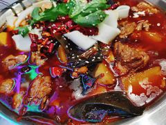 -晓彭肥肠鸡·泡椒鸡火锅(水木天地店)