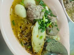 -榮泰米粉湯(Left Shop)