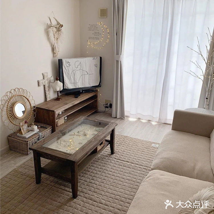 今日分享 | 适合女生一个人住的小房间，温馨感满满