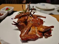 脆皮乳鸽拼鸭舌-莲·中餐厅(成都首座万豪酒店)