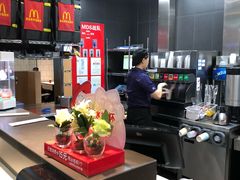-麦当劳(哈西万达店)