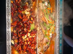 -鸣记脆皮烤鱼·海鲜烤鱼(三八广场店)