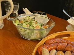 -普兰达德国餐厅·德式脆皮烤猪肘·自酿啤酒(观唐店)