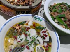 -绿草地·湘菜(7mall店)