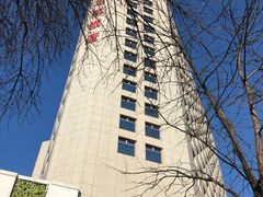 -亮马河饭店翠雅咖啡厅