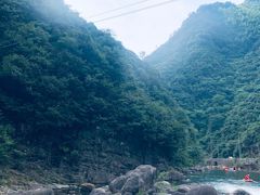 -安吉龙王山峡谷漂流