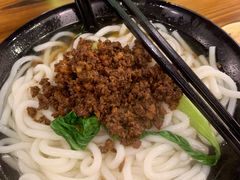 -丽虹云南过桥米线(兴工街店)