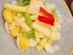 芦笋百合炒银杏-江南灶中餐厅(南京香格里拉店)