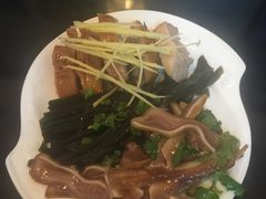 鹵3拼-古早人小吃店(黄河北路店)