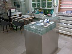 -GOOMI久米眼镜·蔡司·依视路·明月官方授权店(龙德紫金店)