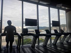 -奇迹健身金茂汇店