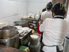 -文山荷鲜居(翠湖店)