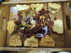 东镇烤三味-老东镇啤酒屋海鲜加工·蒸汽海鲜·海鲜烧烤(台东店)