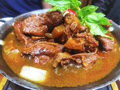 -老滇山寨•云南特色菜•地方菜•民族风情歌舞表演(金碧店)