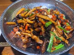 云南双菌-八碗湘长沙市井菜(坡子街店)