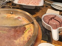 -小天鹅火锅·一线江景洪鼎旗舰店(洪崖洞店)