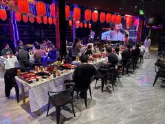 -VIVA·百人年会团建篮球场轰趴馆