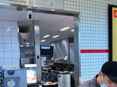 -麦当劳(火车北站餐厅)