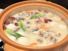 秀水浓汤鱼头皇（半个）-羡餐厅-千岛湖自由洲际殿