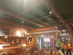 -巴卤社老火锅(财富店)