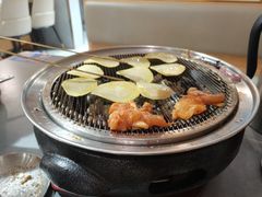 -围炉肉舍•炭烤活鳗•丹东海鲜烤肉(步行街店)