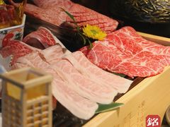 -铭牛烧肉·和牛海鲜自助(高新月牙湖店)