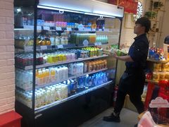 -良品铺子(五角场万达店)