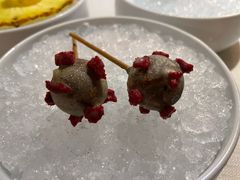 百香果巧克力爆珠-三嚥阁 La Villa Restaurant