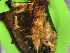 -明记烧鱼美味店