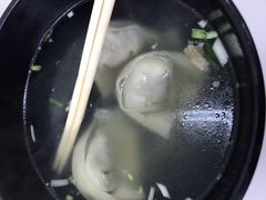菜肉馄饨-万寿斋(山阴路店)