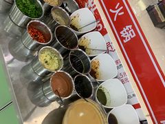小料-亿富盛餐饮旋转小火锅(乐客城店)