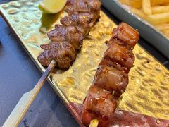 -吉屋·炭烧酒场·秋冬功夫奶汁河豚鱼锅