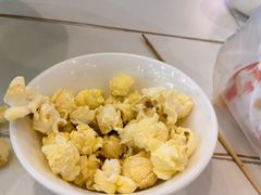 -阿瓦山寨·湘菜现炒·剁椒鱼头王(咸阳总店)