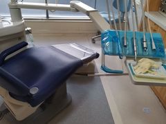 -上海仁爱医院口腔科 · 种植