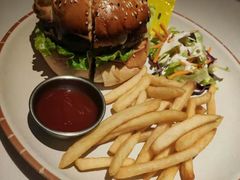 -阿妮叶李(光谷世界城店)