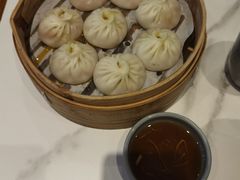 -馋三尺蟹粉小笼(人民广场店)