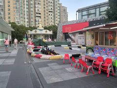 -证大大拇指广场(芳甸路店)