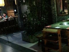 门面-小龙坎老火锅(华飞店)