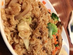 -玛格萝妮比萨屋(四平店)