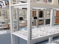 -无奔眼镜·蔡司·依视路授权店(朝阳大悦城店)