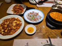 -青瓦餐厅·生鱼片·韩园烤肉(西塔店)