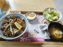 -桃花丼烧肉饭(凯丹商场店)