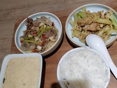 -老乡鸡(融科天地店)