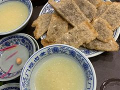 老北京炸灌肠-门框胡同百年卤煮(新街口店)