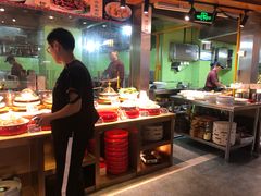 自助取餐区-六合居·明厨亮灶餐厅(成双大道店)