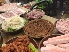 -周幺妹重庆老火锅(银泰城总店)