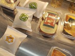 -酥大興·新国潮糕点配茶饮(龙岗万达黑金店)