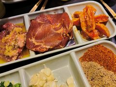 -梨花自助烤肉(西三旗万象汇黑金店)